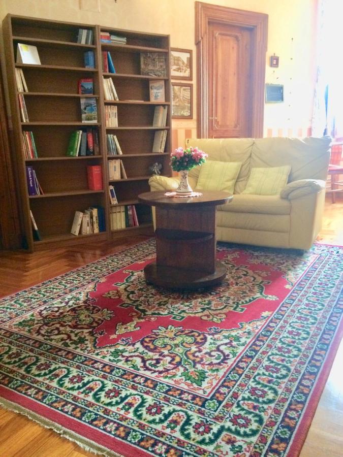 נאפולי Oscar Apartment מראה חיצוני תמונה