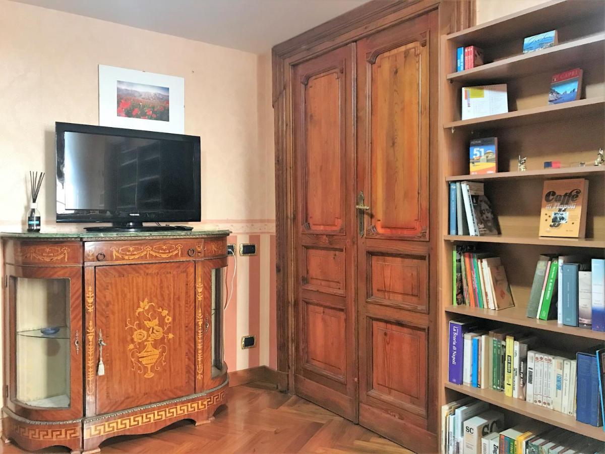 נאפולי Oscar Apartment מראה חיצוני תמונה