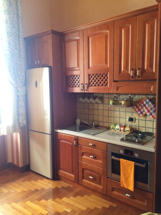 נאפולי Oscar Apartment מראה חיצוני תמונה