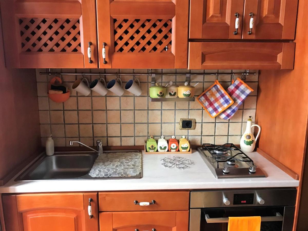 נאפולי Oscar Apartment מראה חיצוני תמונה